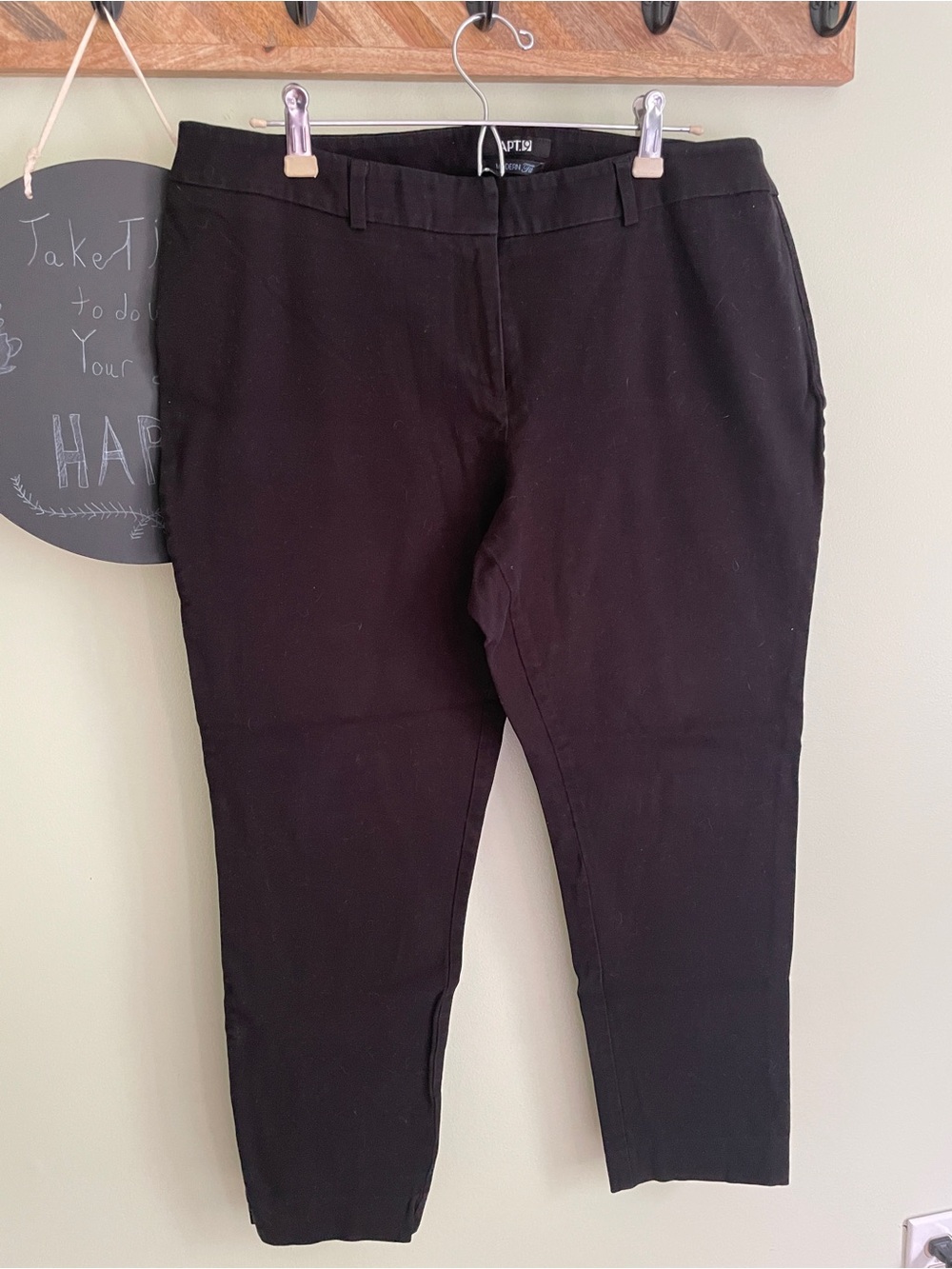 Apt. 9 Women's Black Straight-Leg Jeans